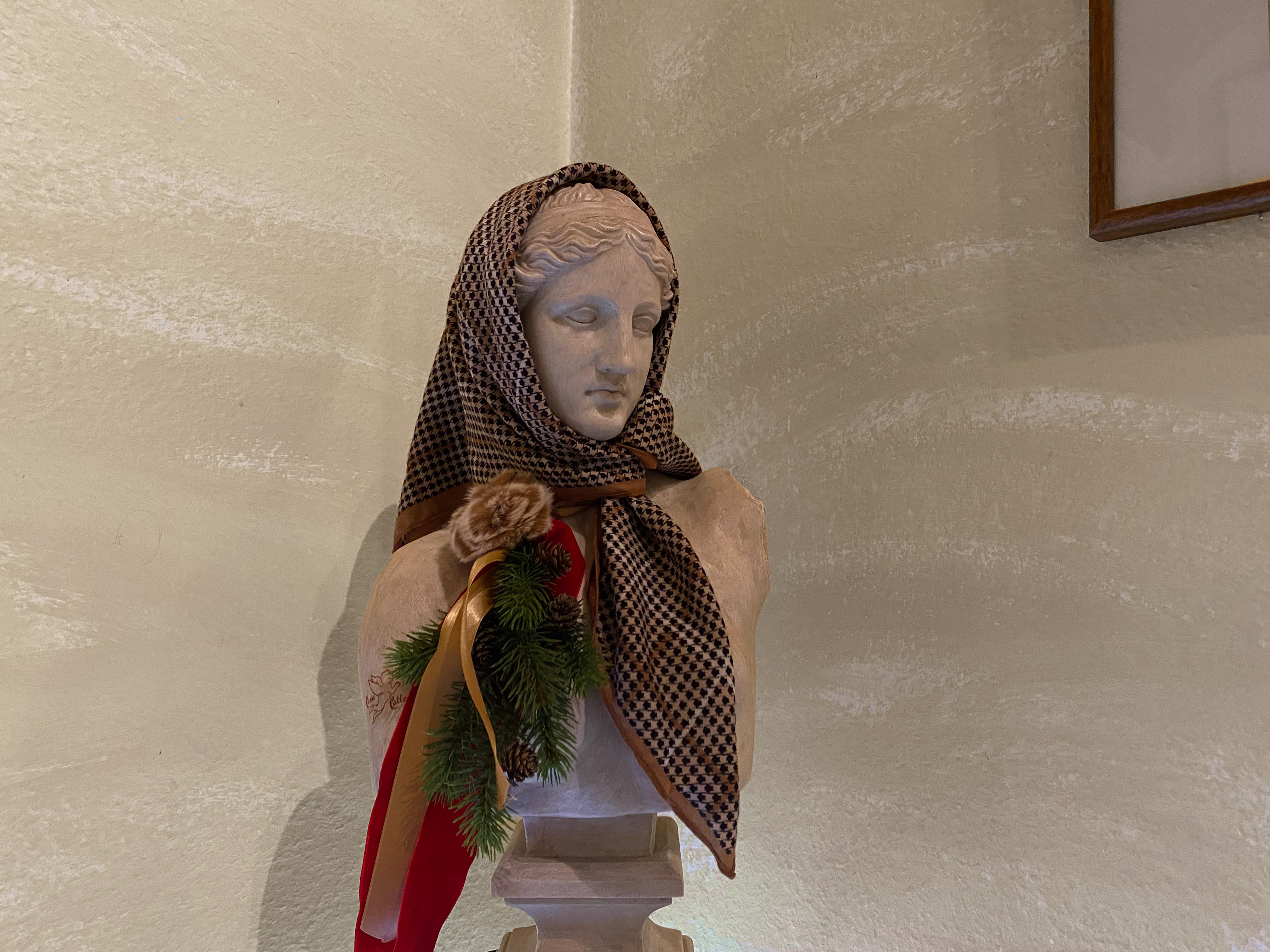 Von Vintage bis DIY: Kopfschmuck für kalte Tage