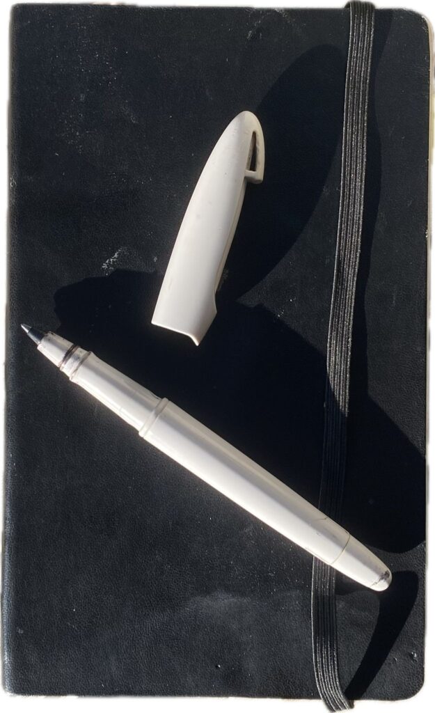 the black Kompagnon Notenbook 